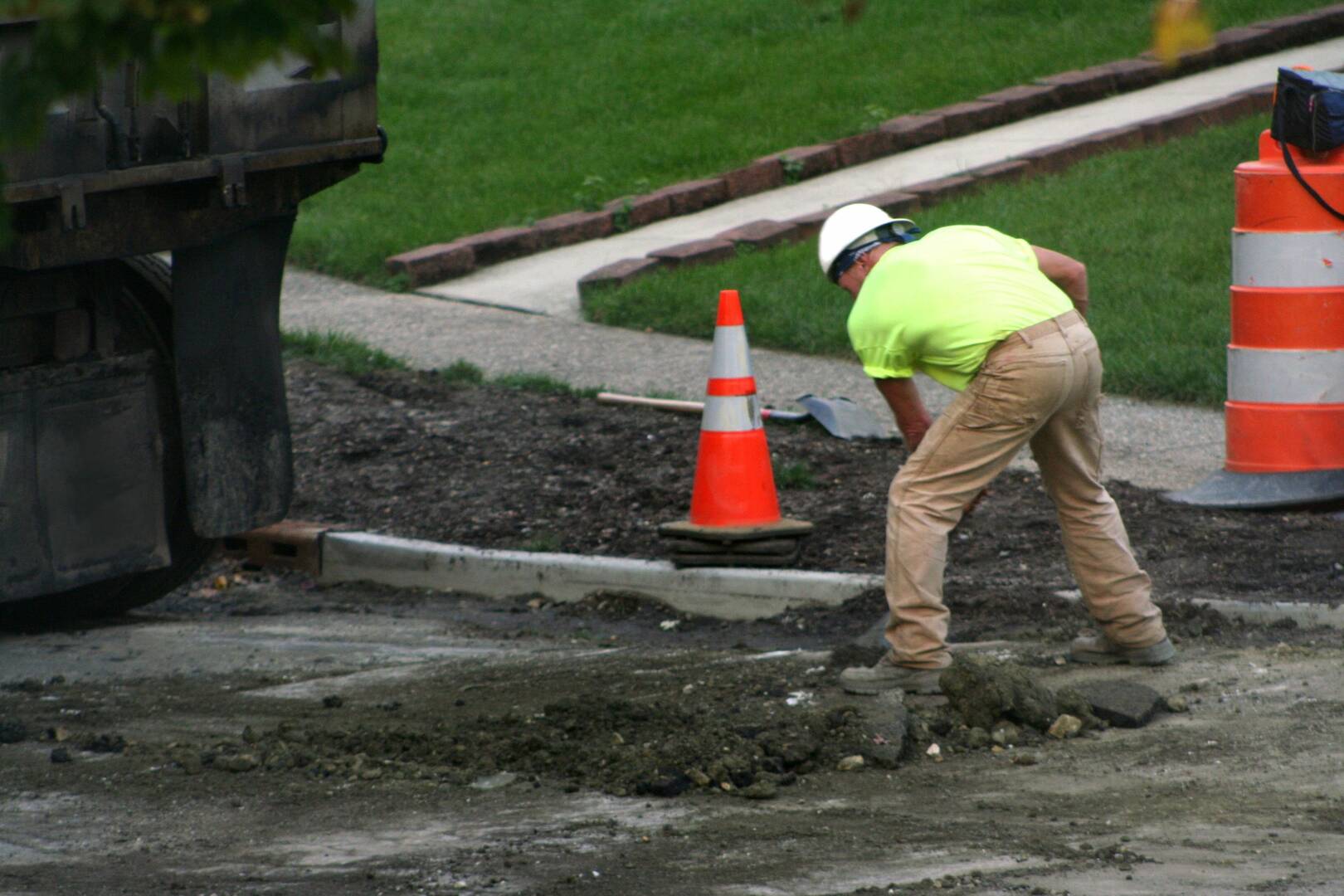 Azzarelli Precision Paving